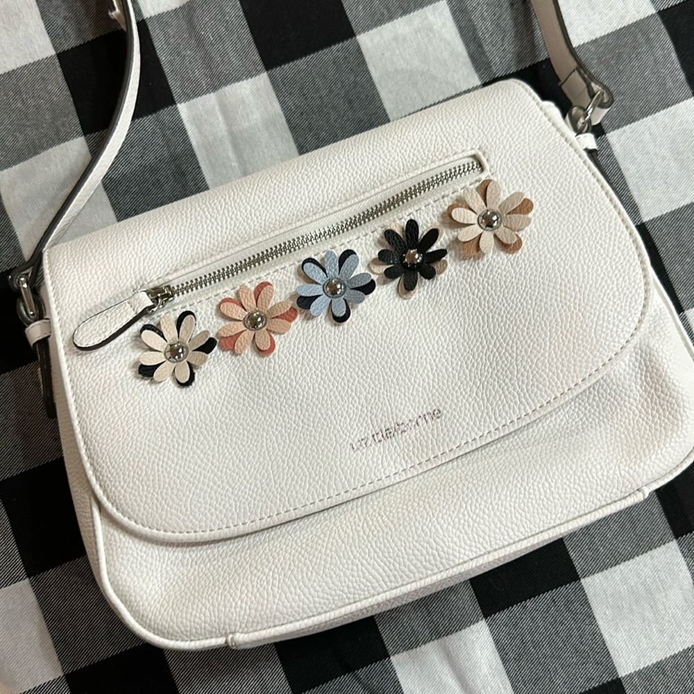 White Liz Claiborne Crossbody with Flowers